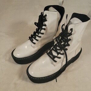 DIVIDED H&M White Leather Chunky Ankle Boots‎ Thick Sole Gothic Womens 5.5